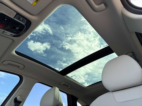 Certified 2025 Hyundai Tucson SEL image 6