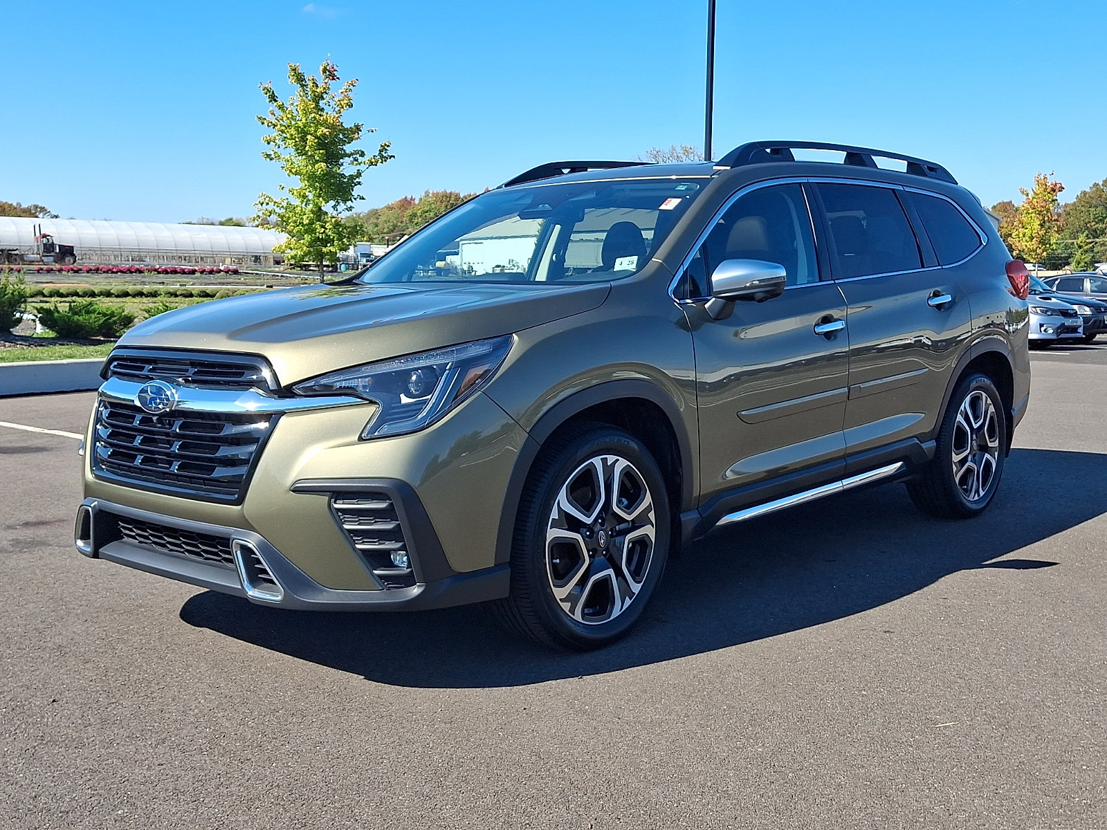 Used 2023 Subaru Ascent Touring AWD/4WD image 3