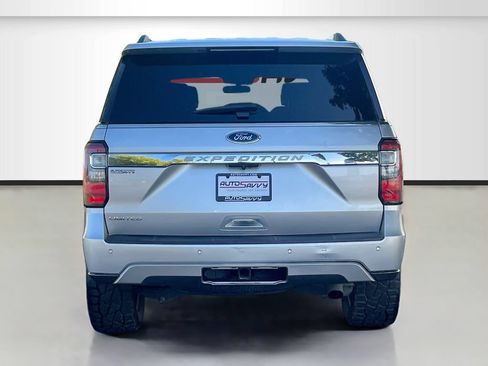 Used 2018 Ford Expedition Limited w/ Equipment Group 301A AWD/4WD image 6