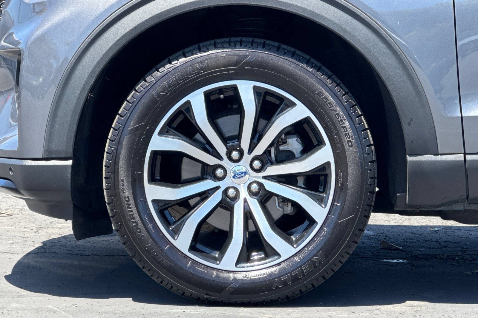 Certified 2025 Ford Explorer ST-Line AWD/4WD image 36