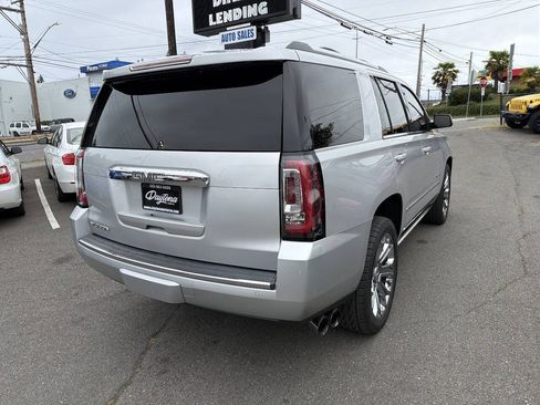 Used 2016 GMC Yukon Denali w/ Open Road Package AWD/4WD image 3