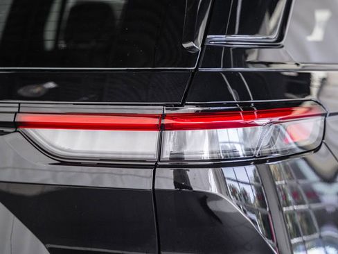 New 2025 Jeep Grand Cherokee image 6