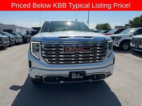 Used 2025 GMC Sierra 1500 Denali AWD/4WD image 3