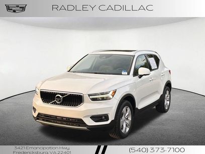 Used 2021 Volvo XC40 T5 Momentum