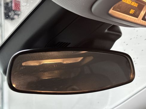 Used 2025 Chevrolet Trax LT w/ LT Convenience Package image 29