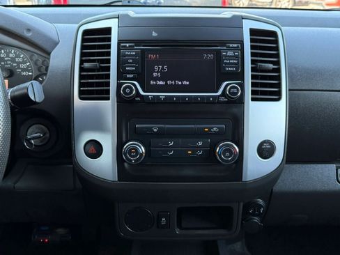 Used 2018 Nissan Frontier S RWD image 50