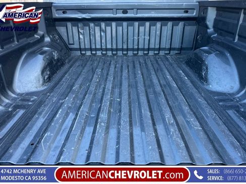 Used 2020 Chevrolet Colorado W/T w/ WT Convenience Package RWD image 18