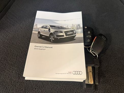 Used 2015 Audi Q7 3.0T S line Prestige w/ 21" S Line Plus Package AWD/4WD image 33