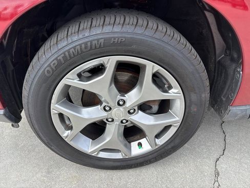 Used 2016 Subaru Forester 2.5i Touring w/ Eyesight & Navigation System image 11