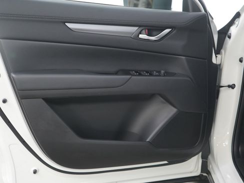 Used 2025 MAZDA CX-5 AWD 2.5 S w/ Select Package image 17