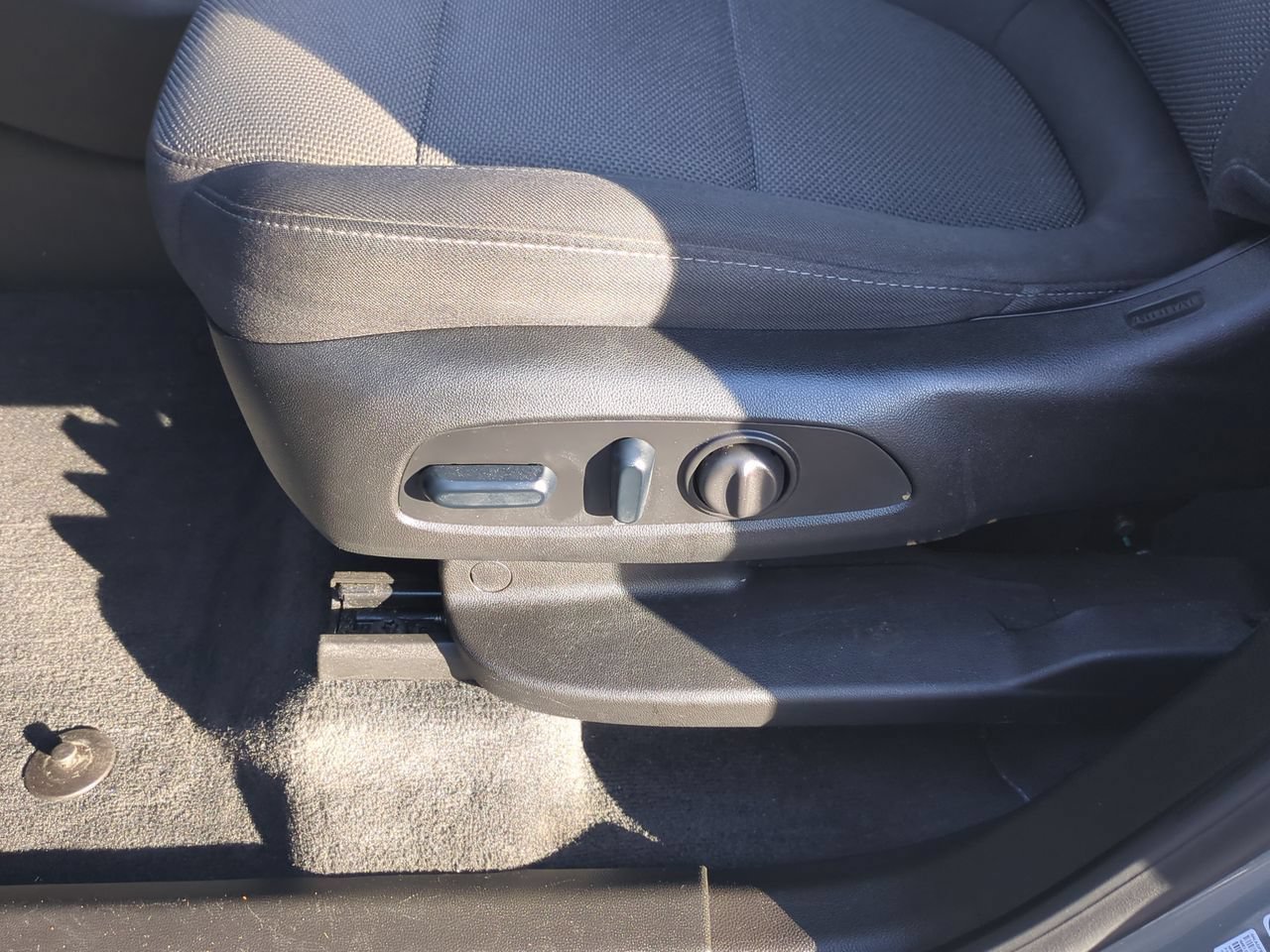Used 2023 Chevrolet Traverse LT FWD image 33