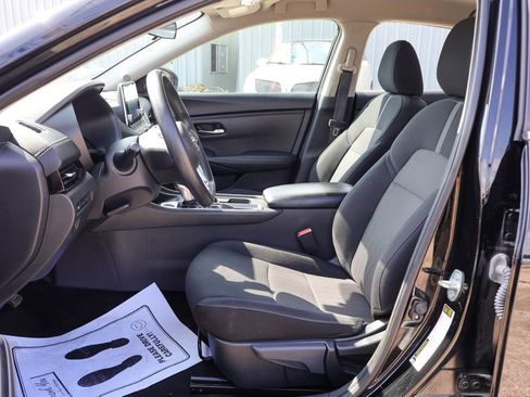 Used 2024 Nissan Sentra SV image 7