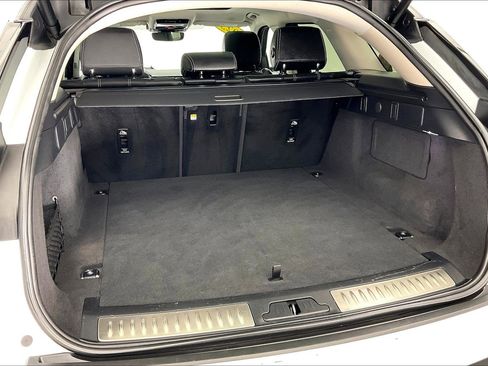 Used 2023 Land Rover Range Rover Velar S image 27