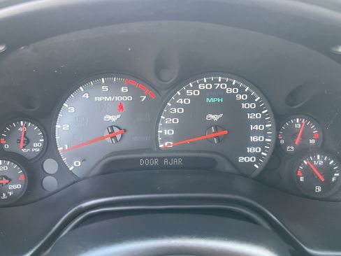 Used 2003 Chevrolet Corvette Convertible w/ Preferred Equipment Group1 image 19