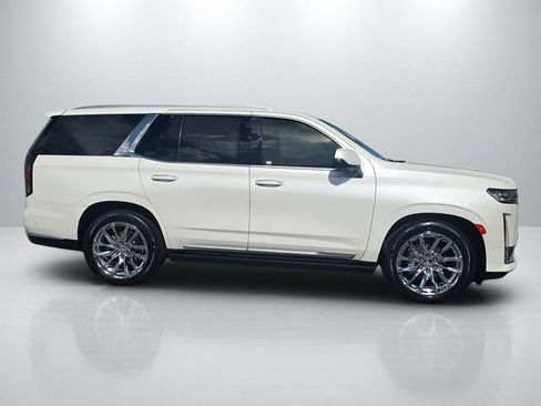 Used 2023 Cadillac Escalade Premium Luxury w/ LPO, Radiant Package AWD/4WD image 4