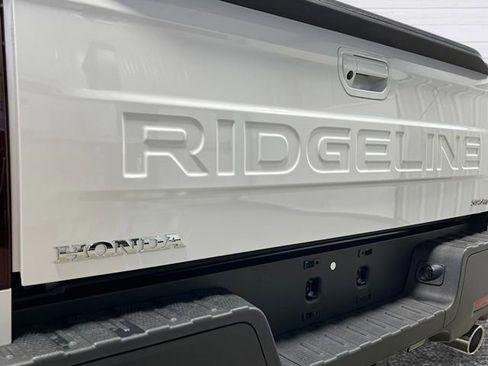New 2026 Honda Ridgeline Sport image 7