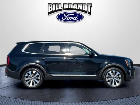 Used 2020 Kia Telluride S FWD image 2