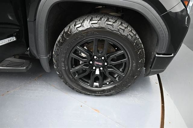 Used 2022 GMC Sierra 1500 Elevation w/ LPO, Elevation Black Package AWD/4WD image 25