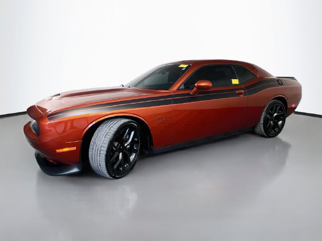 Used 2022 Dodge Challenger R/T w/ Blacktop Package RWD image 4