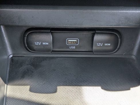 Used 2020 Kia Soul LX FWD image 24