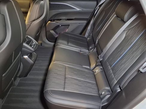 Certified 2026 Cadillac Lyriq Luxury RWD image 18
