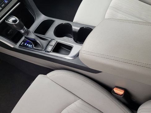 Used 2017 Hyundai Sonata Plug-In Hybrid image 26