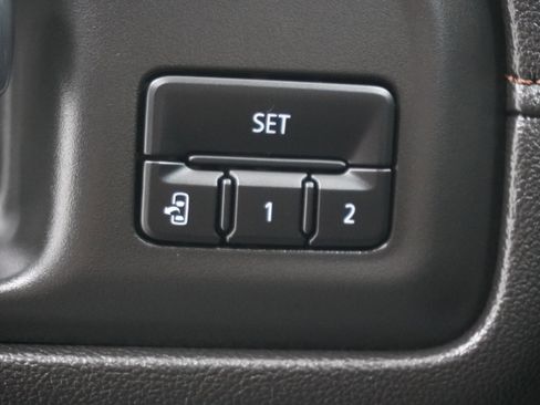 Used 2020 GMC Sierra 3500 AT4 w/ AT4 Premium Package image 17