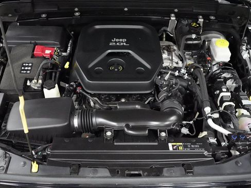 Used 2020 Jeep Wrangler Sport AWD/4WD image 29
