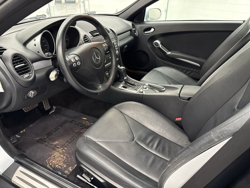 Used 2007 Mercedes-Benz SLK 350 image 14