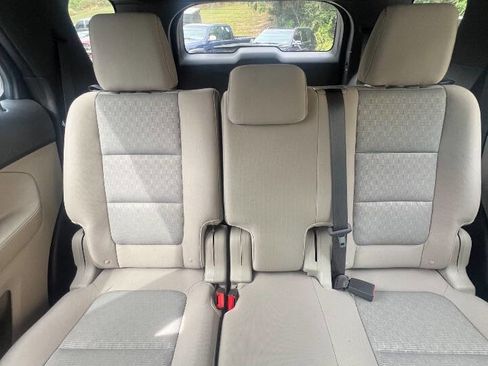 Used 2012 Ford Explorer XLT w/ Class III Trailer Tow Pkg image 16