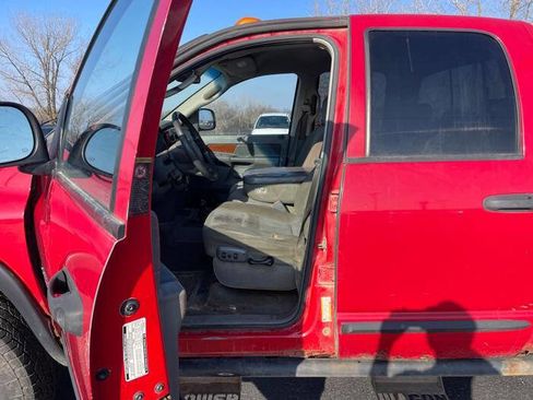 Used 2006 Dodge Ram 2500 Truck SLT image 21