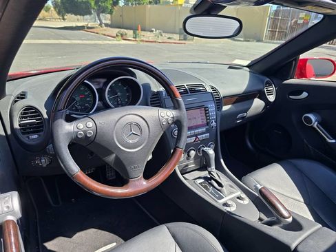 Used 2005 Mercedes-Benz SLK 350 image 16