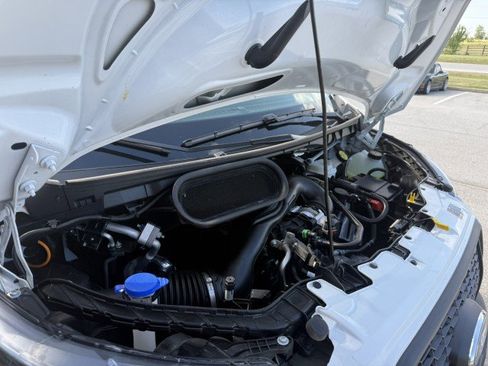 Used 2024 Ford Transit 250 148 High Roof AWD image 20