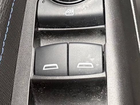 Used 2024 Buick Envista Sport Touring w/ Convenience I Package FWD image 17