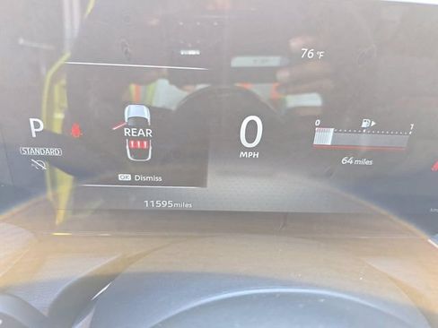 Used 2025 Nissan Kicks SR FWD image 4