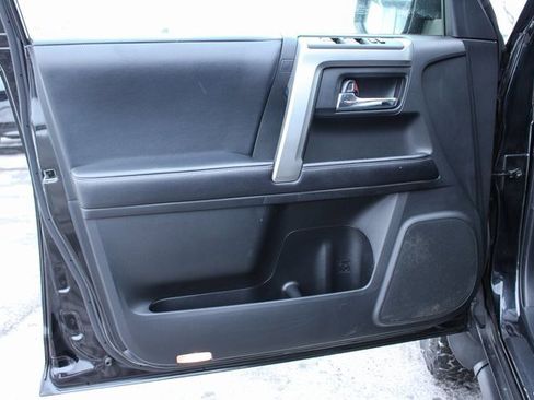 Used 2019 Toyota 4Runner SR5 image 10