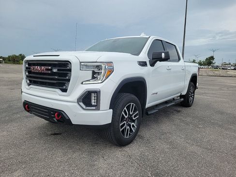 Used 2021 GMC Sierra 1500 AT4 w/ Driver Alert Package II AWD/4WD image 2