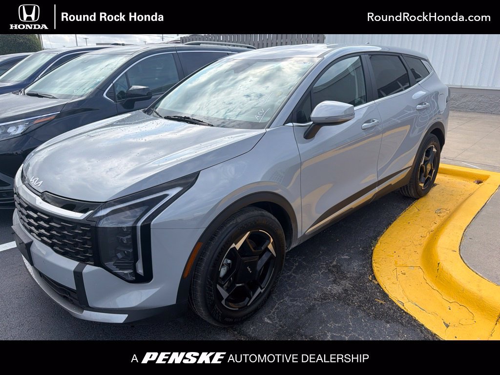 Used 2026 Kia Sportage EX FWD image 1