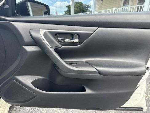 Used 2017 Nissan Altima 2.5 SV FWD image 13