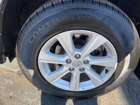 Used 2012 Toyota Highlander 4WD w/ Tech Pkg image 27