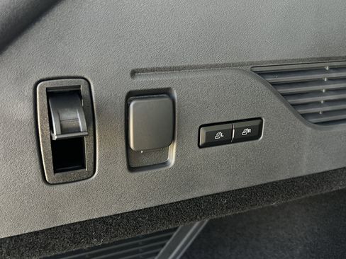 New 2026 Lincoln Nautilus Reserve w/ Jet Appearance Package image 34