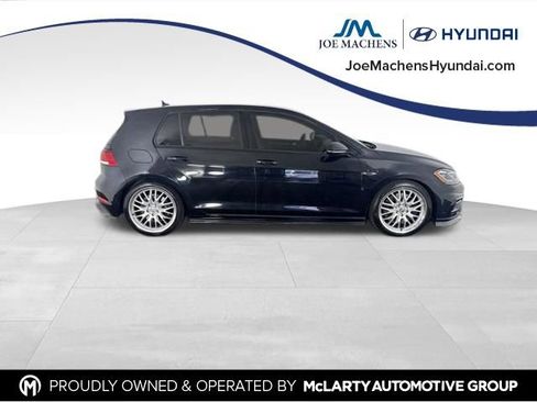 Used 2018 Volkswagen Golf R 4-Door AWD/4WD image 4