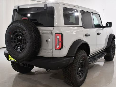 New 2026 Ford Bronco Badlands AWD/4WD image 12