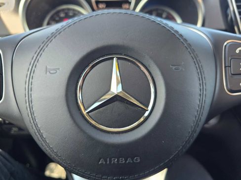 Used 2018 Mercedes-Benz GLS 550 4MATIC image 24