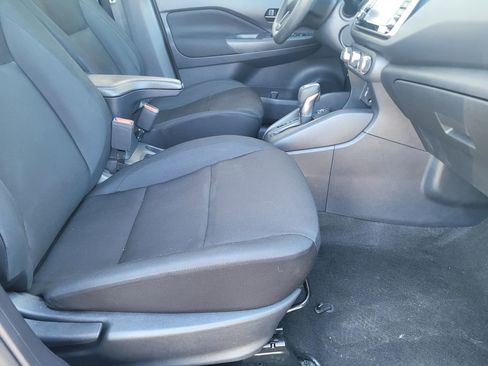 Used 2023 Nissan Kicks S image 13