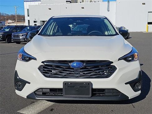 Used 2024 Subaru Impreza 2.0i image 2