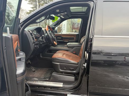 Used 2021 RAM 3500 Limited image 21