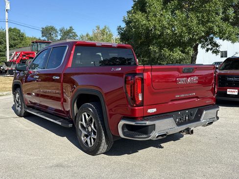 Used 2022 GMC Sierra 1500 SLT w/ SLT Premium Package image 8