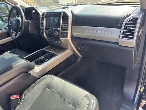 Used 2017 Ford F350 Lariat w/ Lariat Ultimate Package AWD/4WD image 14
