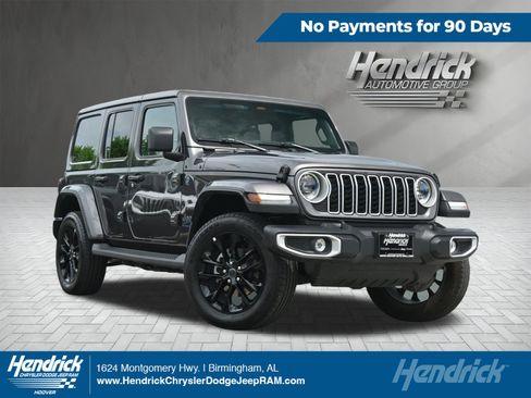 Used 2025 Jeep Wrangler Unlimited Sahara AWD/4WD image 1
